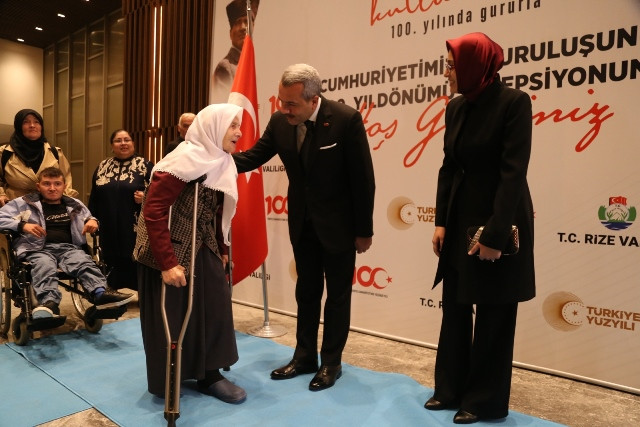 RİZE'DE 100. YIL CUMHURİYET RESEPSİYONU
