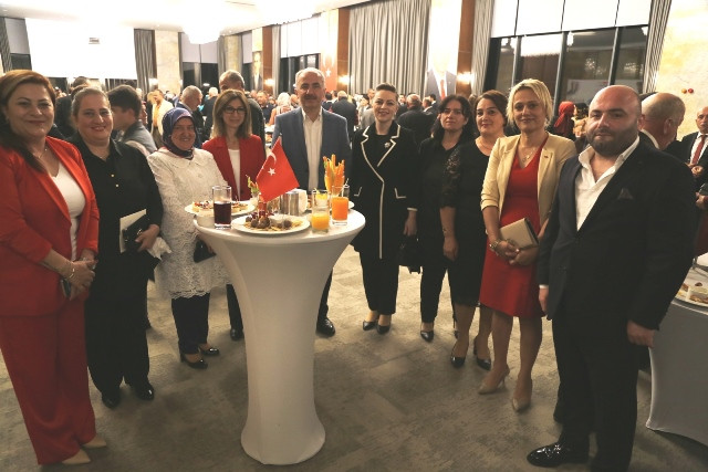 RİZE'DE 100. YIL CUMHURİYET RESEPSİYONU