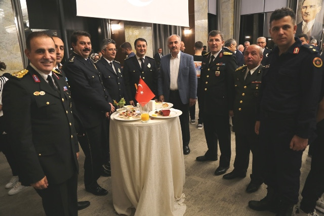 RİZE'DE 100. YIL CUMHURİYET RESEPSİYONU