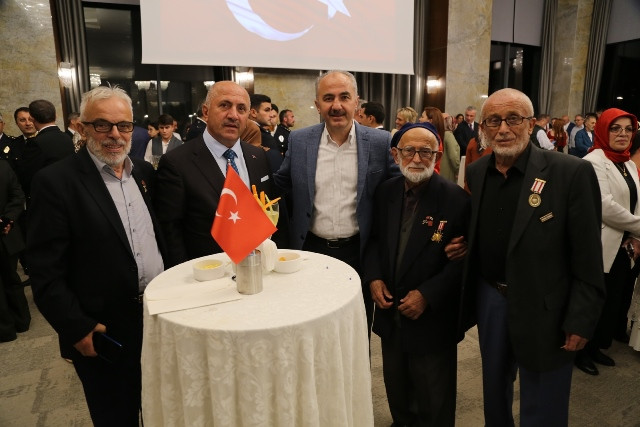 RİZE'DE 100. YIL CUMHURİYET RESEPSİYONU