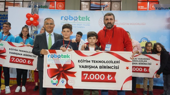 FARKLI ORGANİZASYON ROBOTEK İKİNCİ YILINDA YOĞUN İLGİ İLE KARŞILANDI