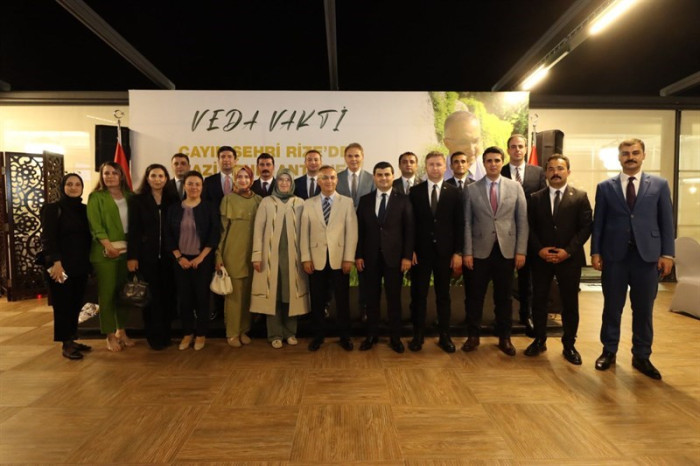 RİZE VALİSİ KEMAL ÇEBER'İN VEDA YEMEĞİ