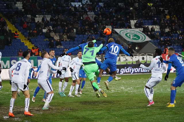 RİZESPOR ADANADEMİRSPOR
