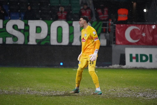 RİZESPOR ADANADEMİRSPOR