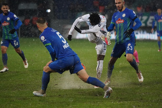 RİZESPOR ADANADEMİRSPOR