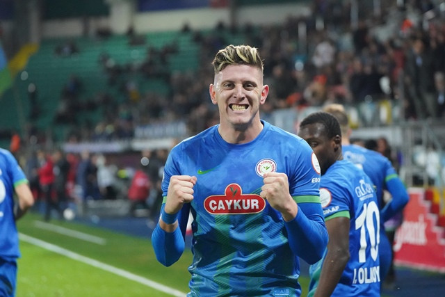 RİZESPOR PENDİKSPOR MAÇ FOTOĞRAFLARI