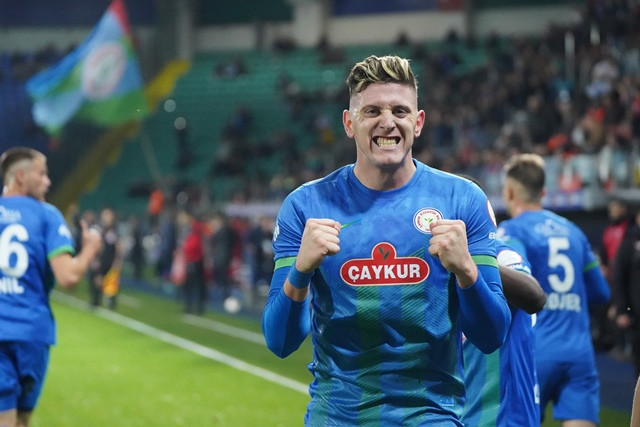 RİZESPOR PENDİKSPOR MAÇ FOTOĞRAFLARI