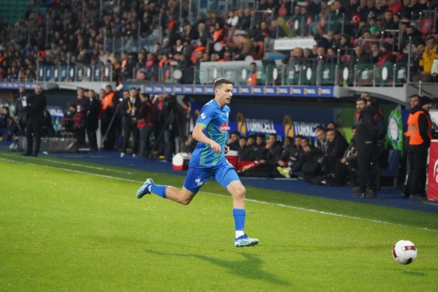 RİZESPOR PENDİKSPOR MAÇ FOTOĞRAFLARI
