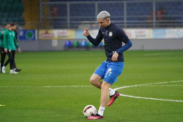 RİZESPOR PENDİKSPOR MAÇ FOTOĞRAFLARI