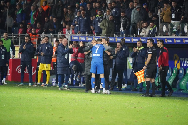 RİZESPOR PENDİKSPOR MAÇ FOTOĞRAFLARI