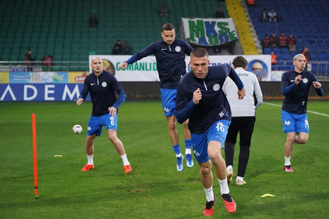 RİZESPOR PENDİKSPOR MAÇ FOTOĞRAFLARI