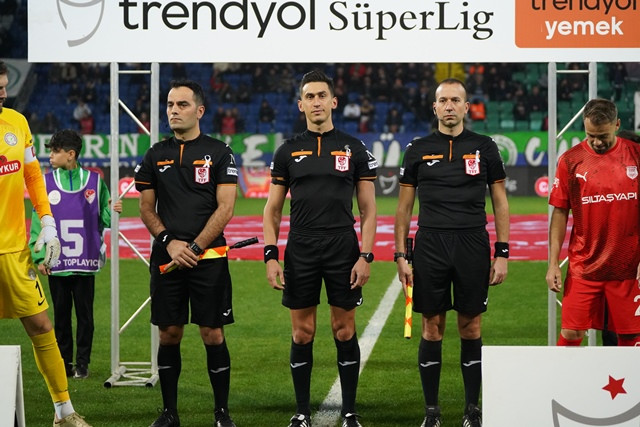 RİZESPOR PENDİKSPOR MAÇ FOTOĞRAFLARI