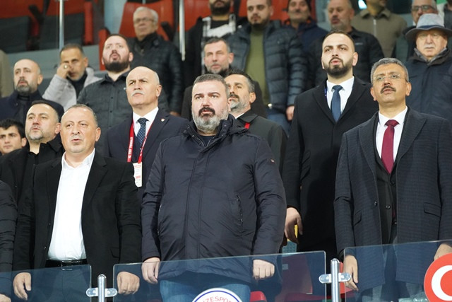 RİZESPOR PENDİKSPOR MAÇ FOTOĞRAFLARI