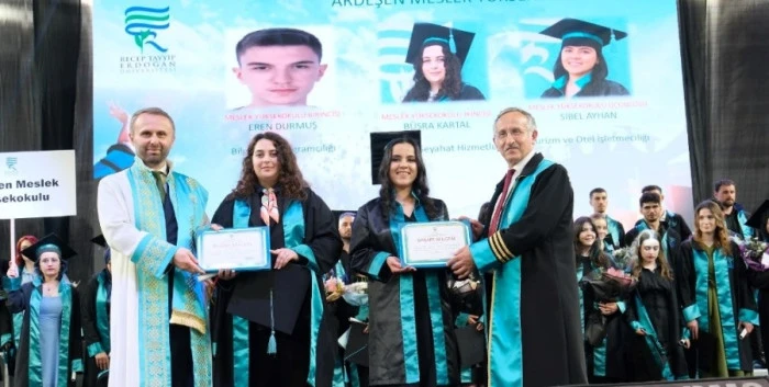 RTEÜ MEZUNİYET TÖRENİ 2025
