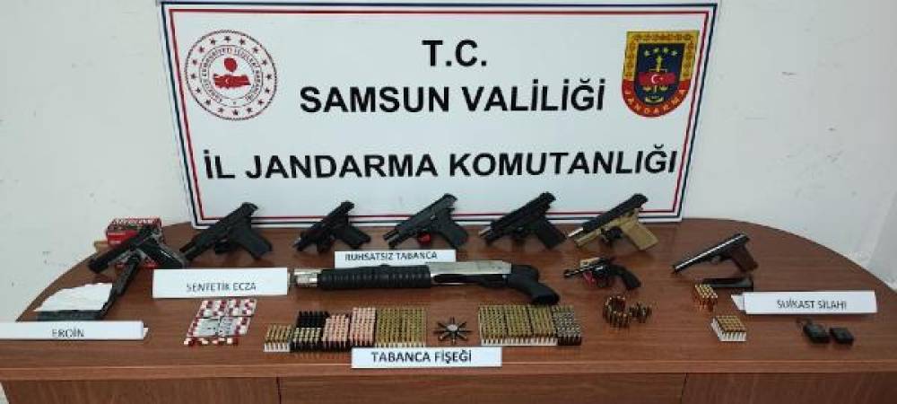 Samsun’da suikast tabancası, mühimmat ve uyuşturucu ele geçirildi: 1 gözaltı