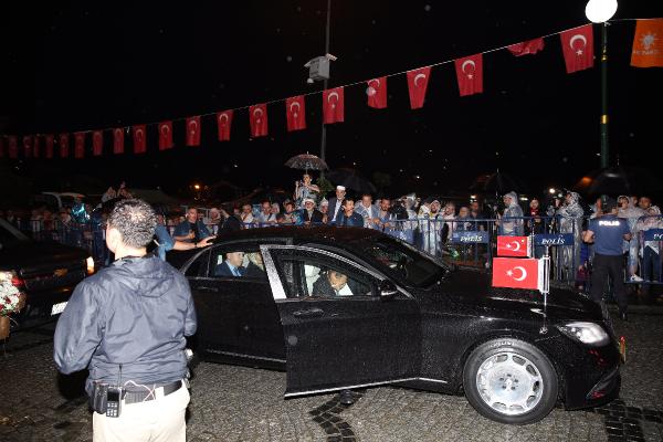Cumhurbaşkanı Erdoğan Güneysu'da