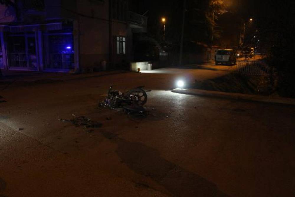 Tokat’ta hafif ticari araçla motosiklet çarpıştı: 1 yaralı