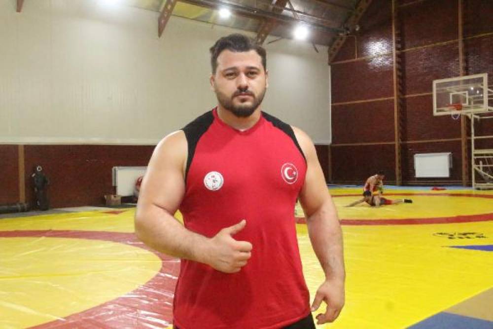 Rıza Kayaalp'in hedefi, efsane Rus güreşçinin altın madalya rekorunu egale etmek