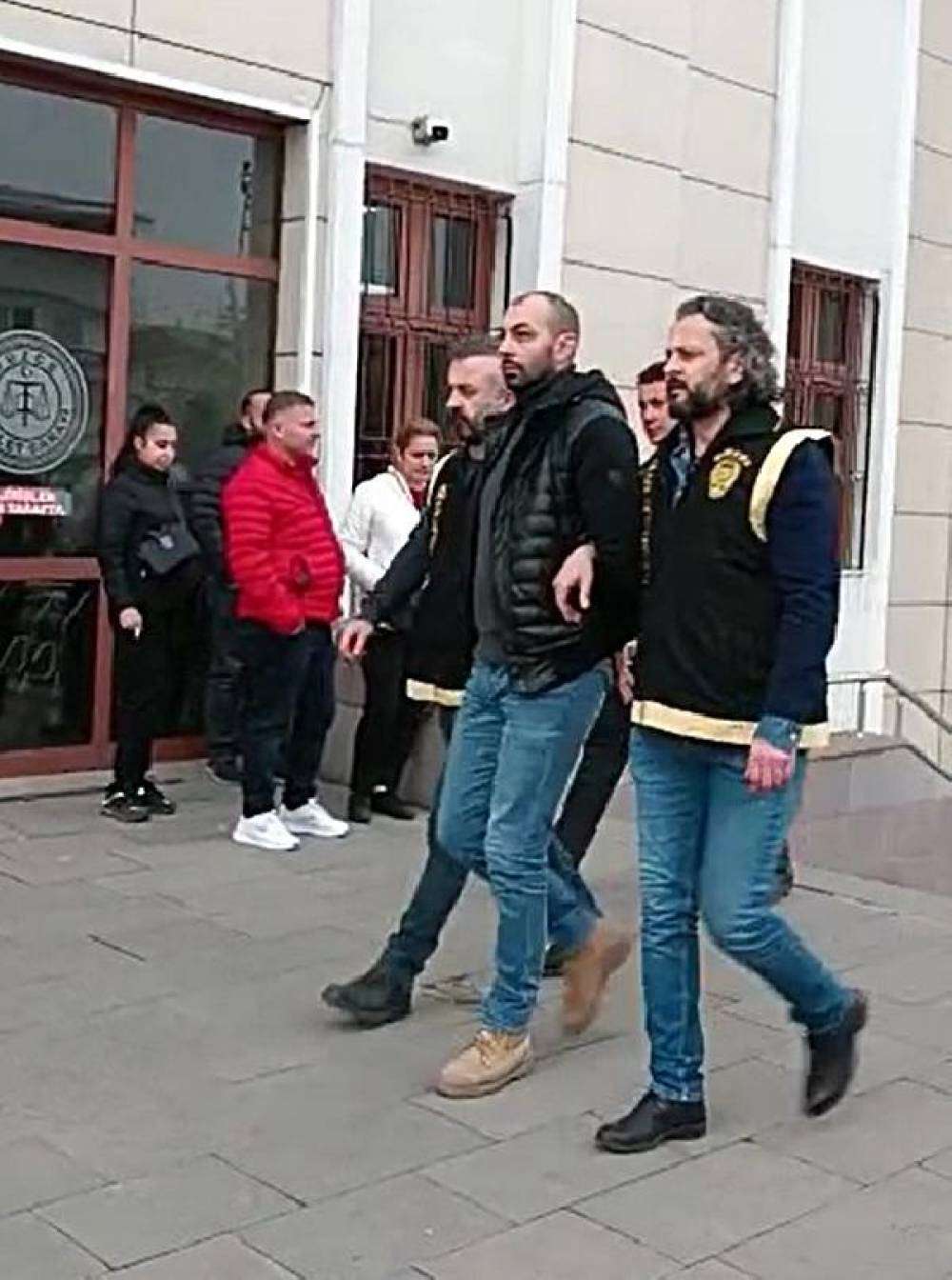 Kahvehane işletmecisini &ouml;ld&uuml;rm&uuml;şt&uuml;; 10 ay sonra yakalandı