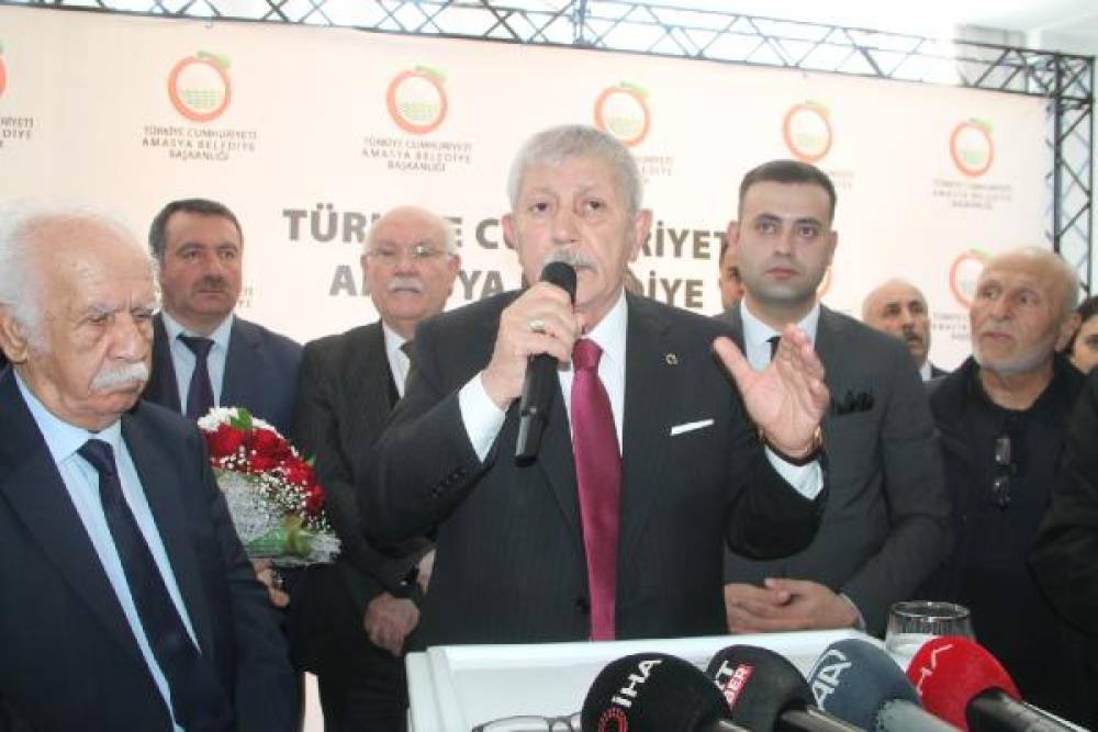Amasya Belediye Başkanı Sarı, milletvekilliği için istifa etti