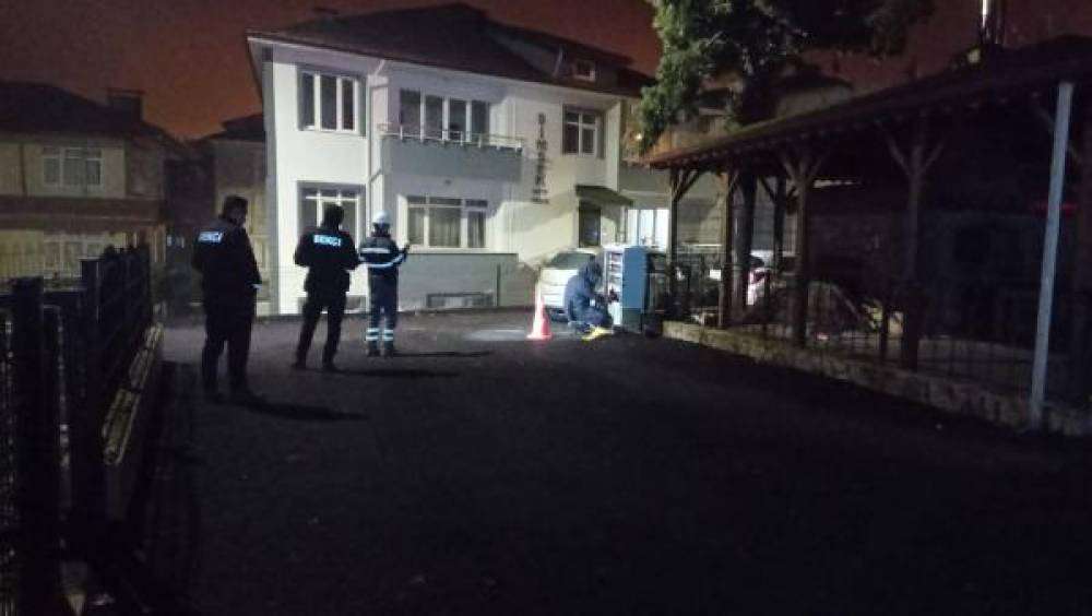 Evde doğal gaz sıkışması sonucu patlama: 1 yaralı