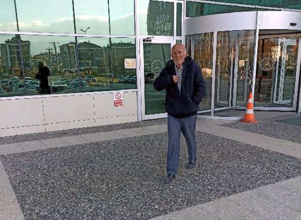 Emeklinin 50 bin lirasını dolandıranlar 10'ar yıl hapisle yargılanıyor