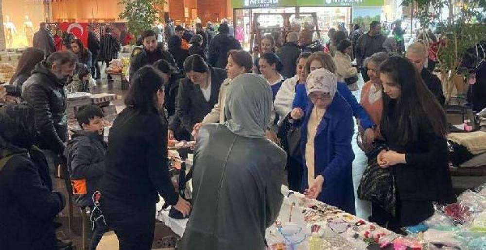 Kermeste toplanan gelir depremzedelere bağışlandı