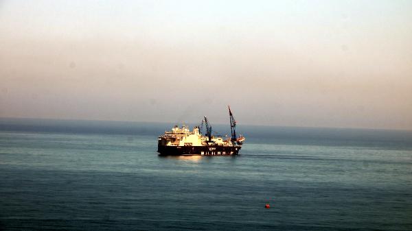 Karadeniz'de derin deniz borularını serecek gemi, Zonguldak'ta