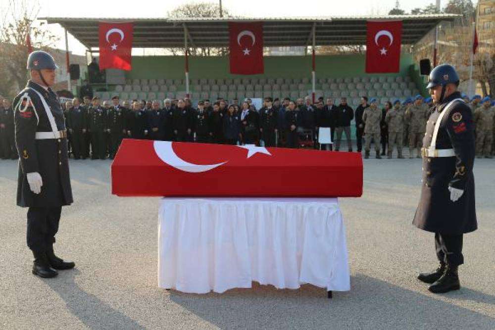 Tokat'ta kalp krizinden &ouml;len astsubay i&ccedil;in t&ouml;ren