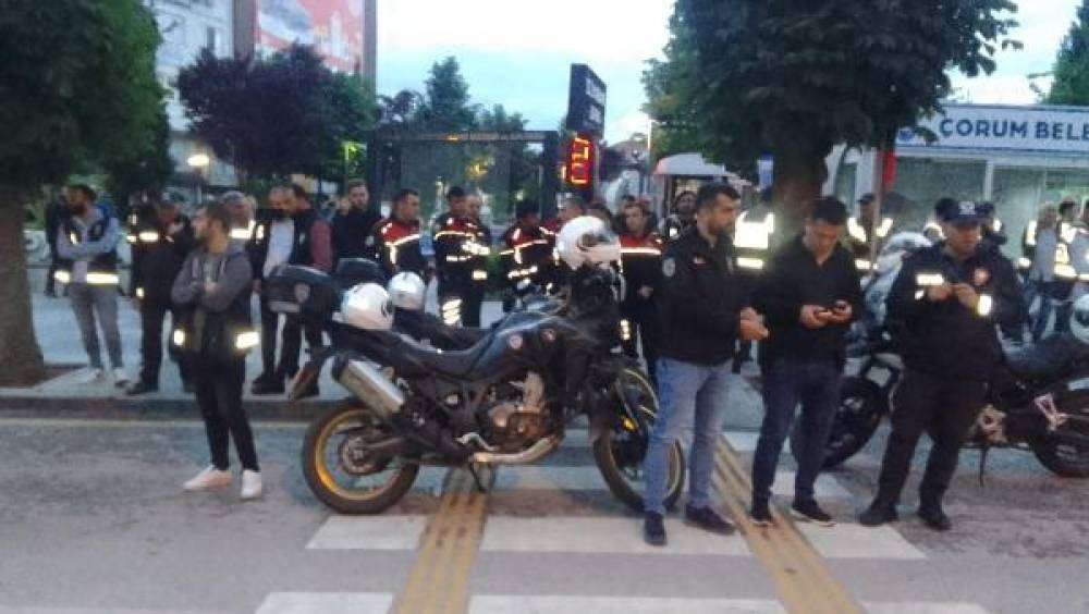 Çorum'da kutlamalar sırasında gerginlik; 2 yaralı