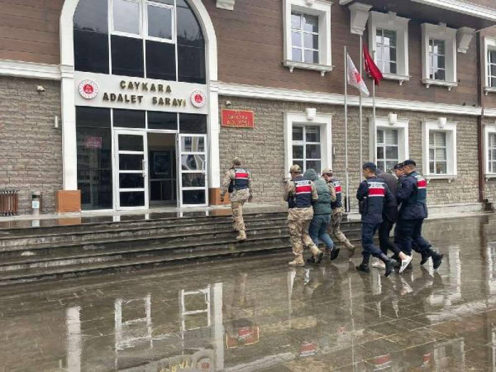 Trabzon’da hırsızlık şüphelisi 5 kişi tutuklandı
