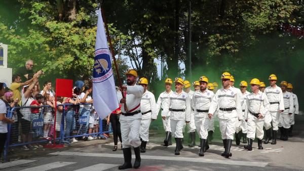 Zonguldak'ta madencilerden '30 Ağustos' yürüyüşü