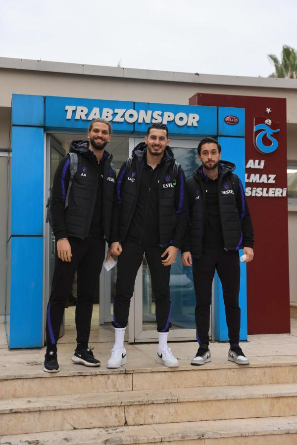 Trabzonspor, Altay maçı için İzmir'e gitti