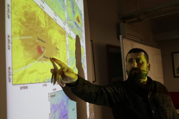Prof. Dr. Kutoğlu: Deprem, Gölyaka ile Düzce'yi 20 santim uzaklaştırdı
