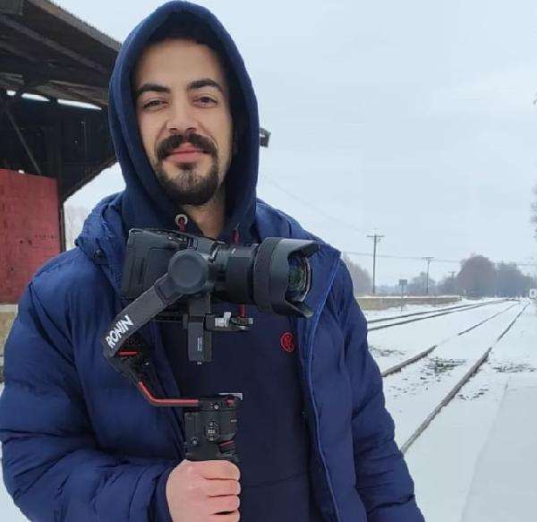 13'&uuml;nc&uuml; kattan d&uuml;şen y&uuml;ksek lisans &ouml;ğrencisi Onur, yaşamını yitirdi