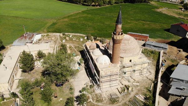 Tarihi Ferahşad Bey Camii’ndeki restorasyonda hedef yıl sonu