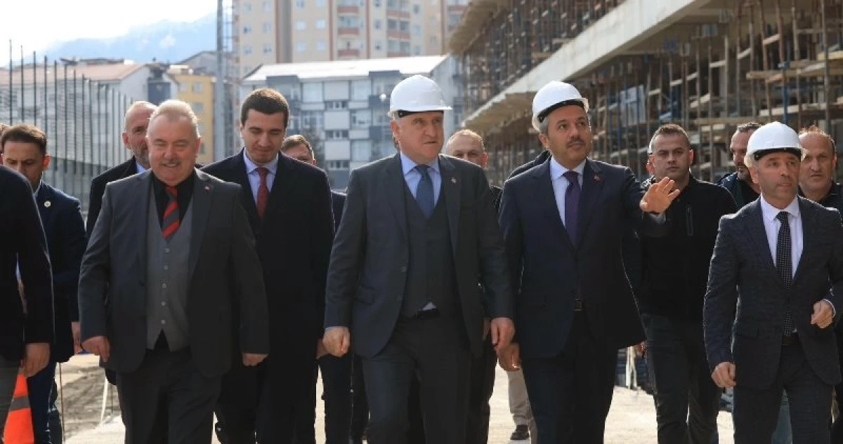 Bak Memleketi Rize’de Spor Yatırımlarını İnceledi