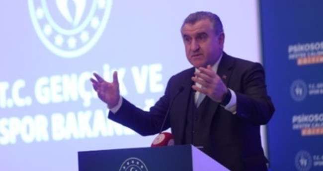 Bakan Göreve yeni başlayan psikologlarla bir araya geldi