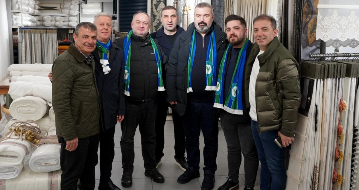 BAŞKAN RİZE ESNAFINI ZİYARET EDEREK İFTARA DAVET ETTİ