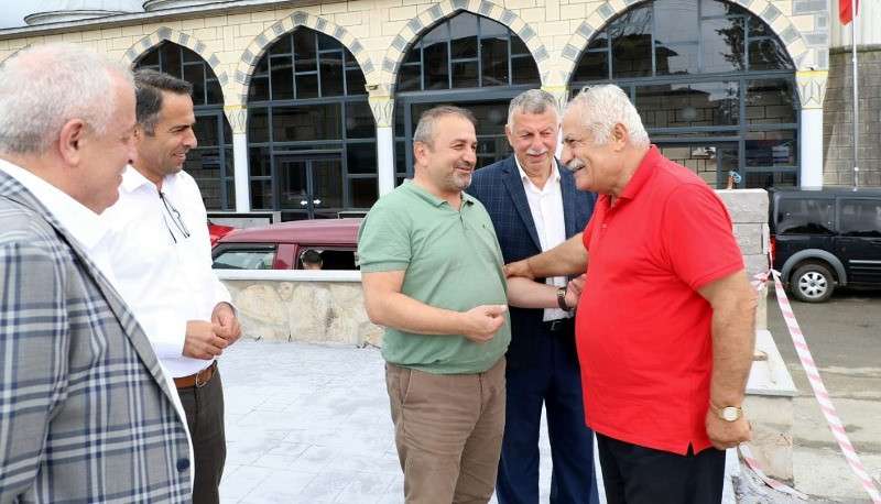 BAŞKAN KARAFAZLI YOLBAŞI KÖYÜNDE