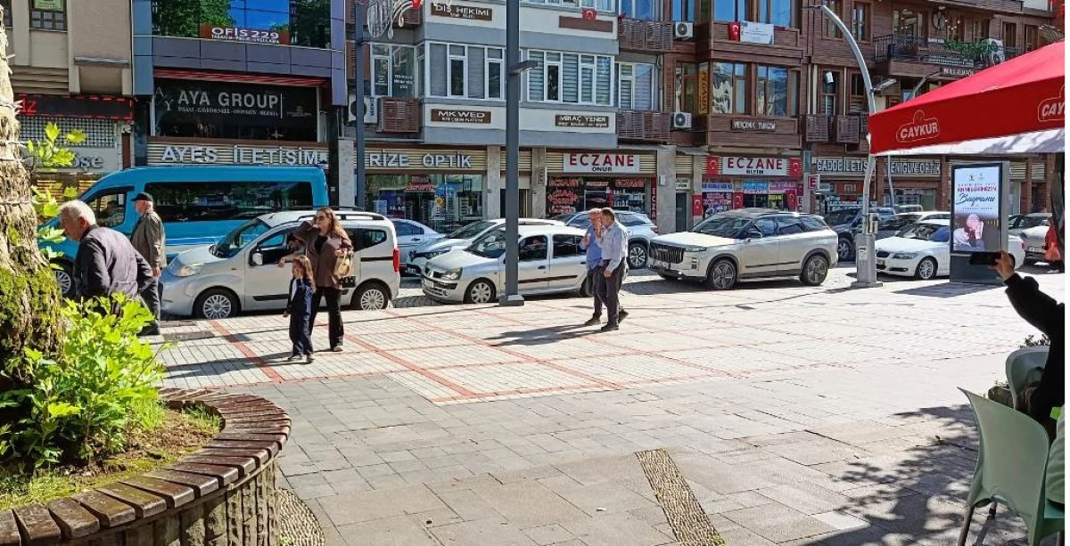BAYRAMDA RİZE'DE MAGANDALAR SAHNE ALDI