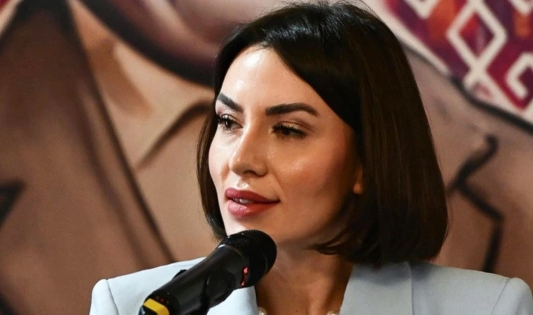  CHP'nin ilk kadın Grup Sözcüsü oldu