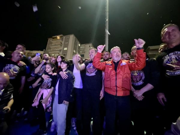 Şampiyonluğu garantileyen Karadeniz ekibinin taraftarları kutlama yaptı