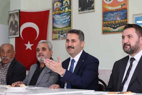 Başkan Eroğlu'ndan Turhal Yavşan Cemevi'ne ziyaret