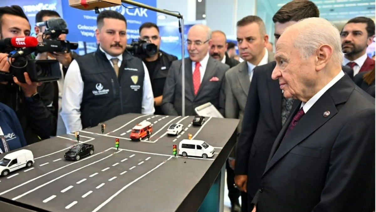 DEVLET BAH&Ccedil;ELİ'DEN RİZE STANDINA  ZİYARET.