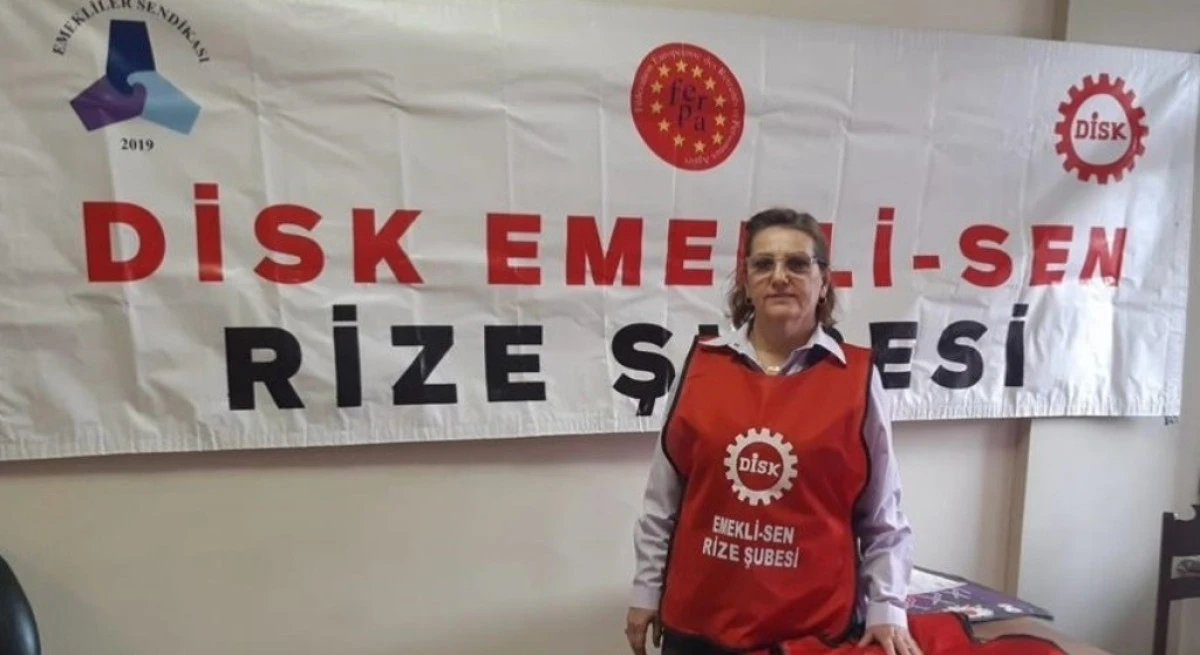 EMEKLİLER RİZE'DE MEYDANLARA &Ccedil;IKIYOR