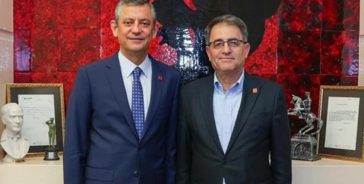 G&uuml;le G&uuml;le Rize'nin &Ccedil;alışkan CHP &Ouml;rg&uuml;t&uuml;. 