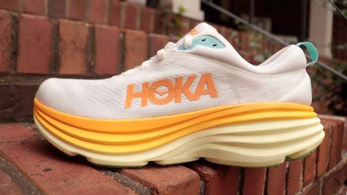 HOKA Spor Ayakkabıları ile Performansınızı &Uuml;st Seviyeye Taşıyın