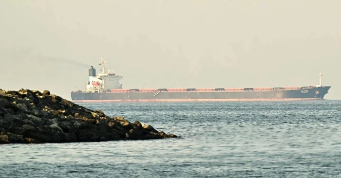 Hürmüz’de gemi trafiği alarm veriyor: Gemiler Geçemiyor