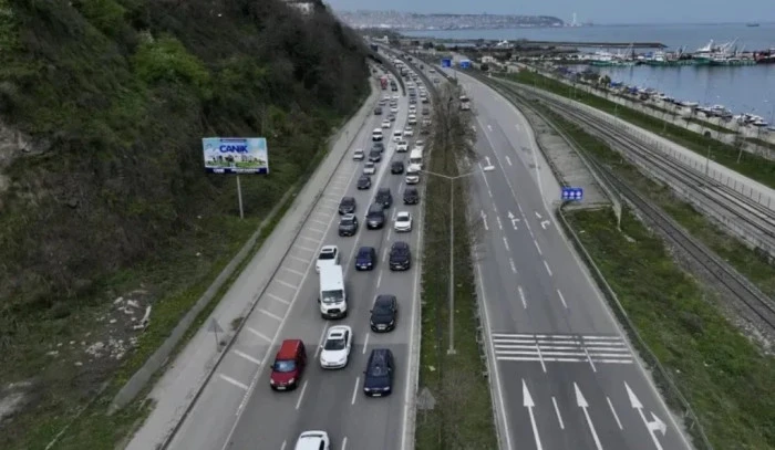 KARADENİZ SAHİL YOLU ŞEHİR İ&Ccedil;İ YOLA D&Ouml;ND&Uuml;